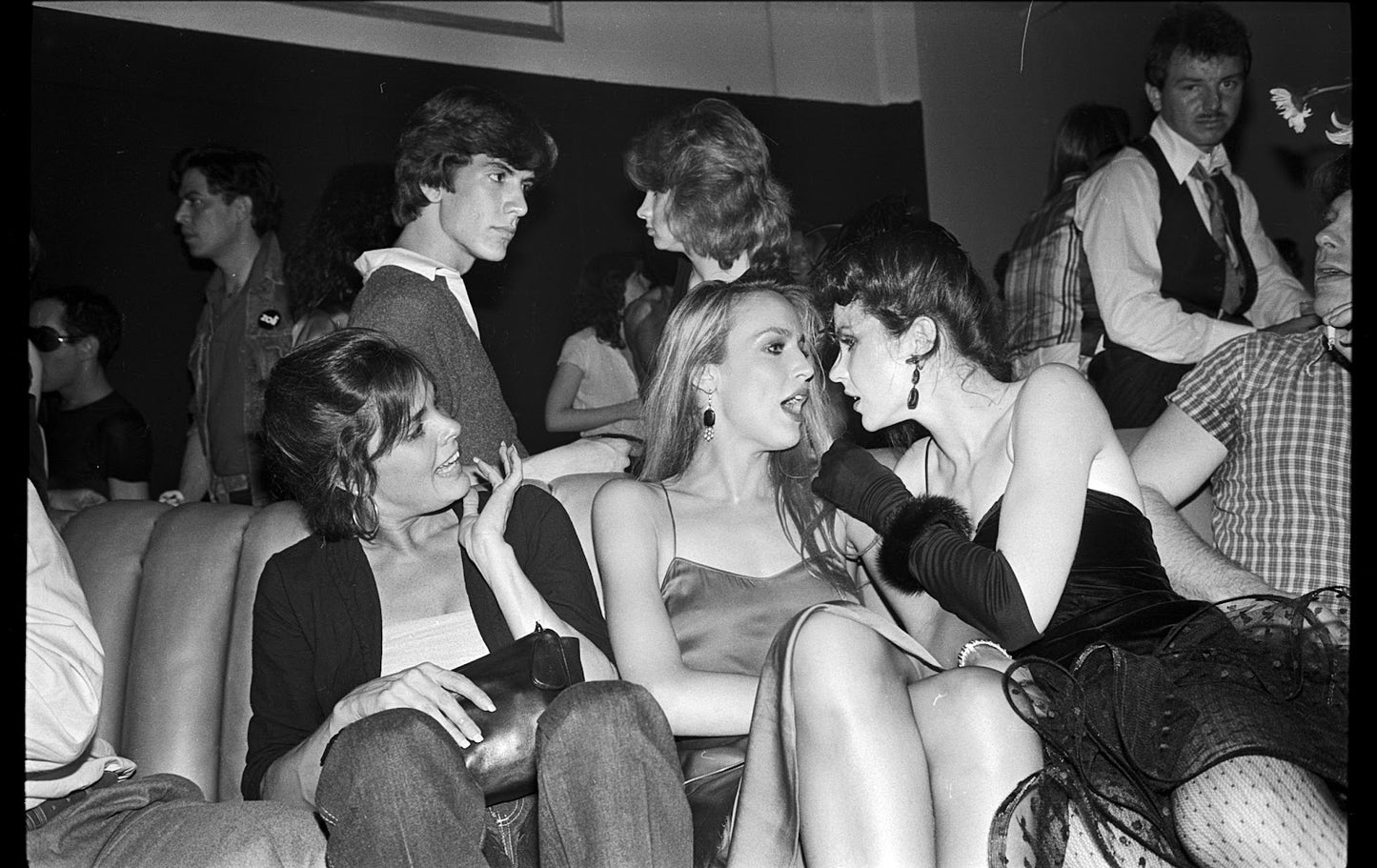 Ali MacGraw with Jerry Hall and Rosie Hall April 7, 1978